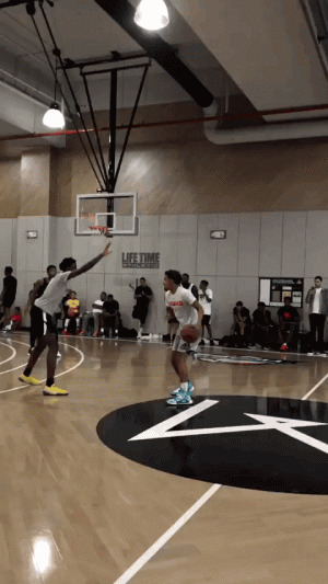 马拉多纳之子：孔蒂是足坛最成功的教练之一，批评他很荒谬（马拉多纳之子：孔蒂跻身足坛最成功教练行列，批评他纯属荒谬）