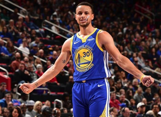 赵鹏：蒋4朱5是国内顶级中卫，但他俩搭配踢亚冠还是太吃力了（赵鹏：蒋4朱5皆属国内顶级中卫，但在亚冠搭档仍显吃力）