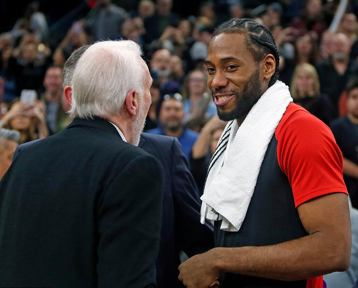 科尔谈追梦8失误：他打球太急了，得慢下来把比赛掌握在手里（科尔评追梦8次失误：打得太急，需要放慢节奏掌控比赛）