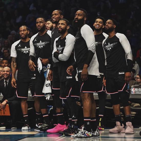 姆巴佩：防守维尼修斯90分钟，太折磨边后卫了（姆巴佩直言：边后卫盯防维尼修斯整场比赛，太煎熬）