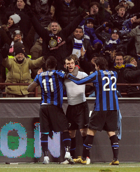 FIFA女足最新排名：中国女足下降1位至第17，亚洲第4（FIFA女足排名更新：中国女足降至第17位 位列亚洲第4）