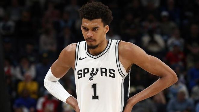 BR评选联盟各队最可能被交易的球员：字母哥、莫兰特等人上榜（BR评出各队最具交易可能的球员：字母哥、莫兰特在列）