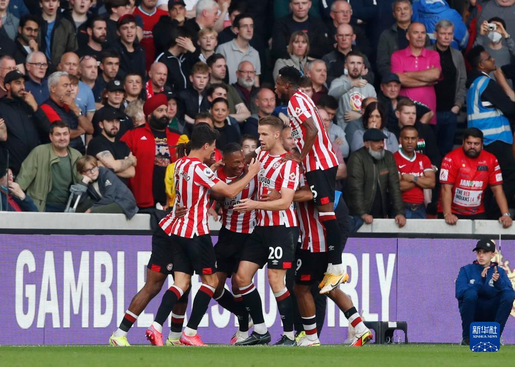 安德森：世界杯潜在首发？我只专注于踢好当下的每场比赛（安德森回应世界杯首发话题：专注当下每一战）