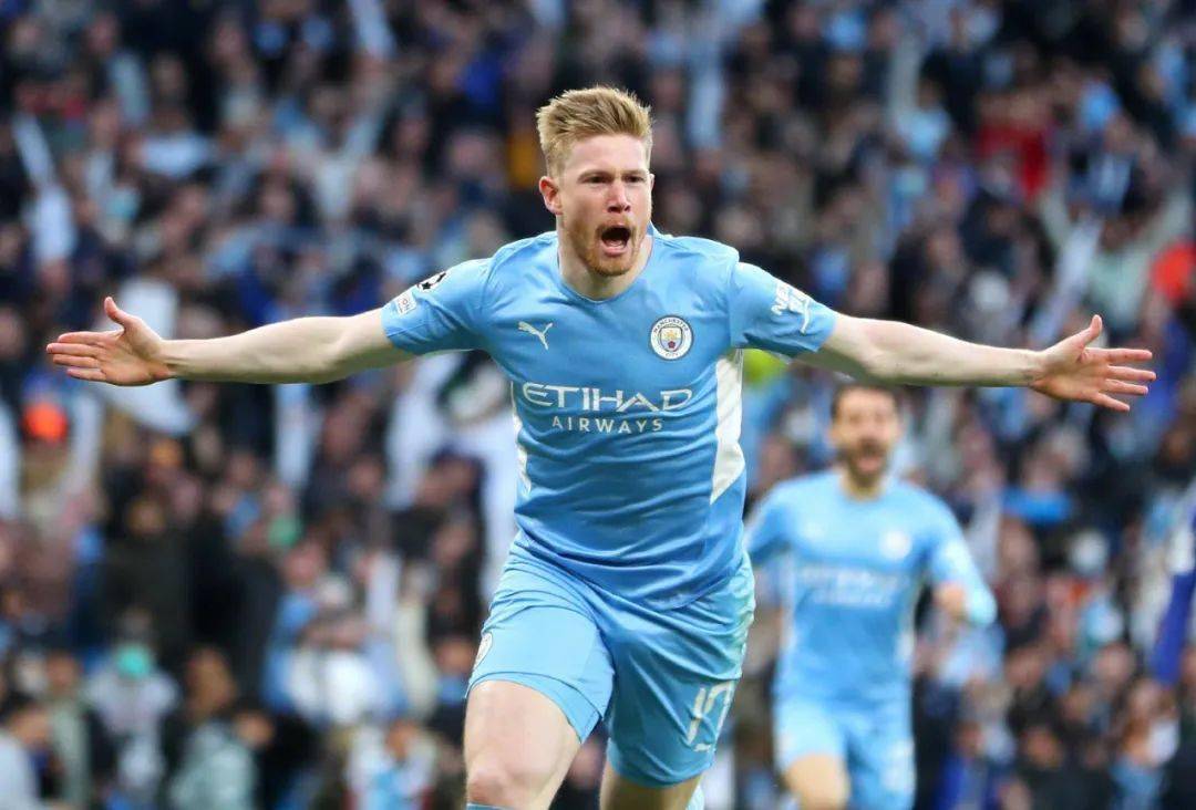 17-18赛季至今英超联赛后卫进球榜：范戴克21球第一（英超自17／18赛季至今后卫进球榜：范戴克以21球领跑）