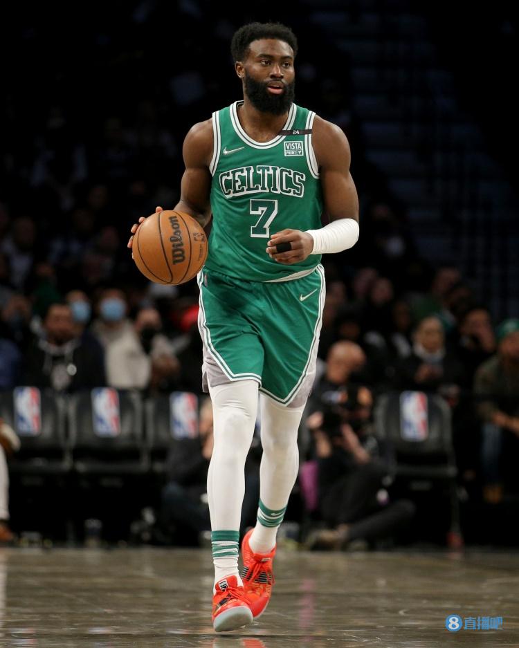 西媒：皇马内部已留意到拉波尔塔的言论，但不准备再次回应（西媒称皇马已注意到拉波尔塔言论，暂不再回应）