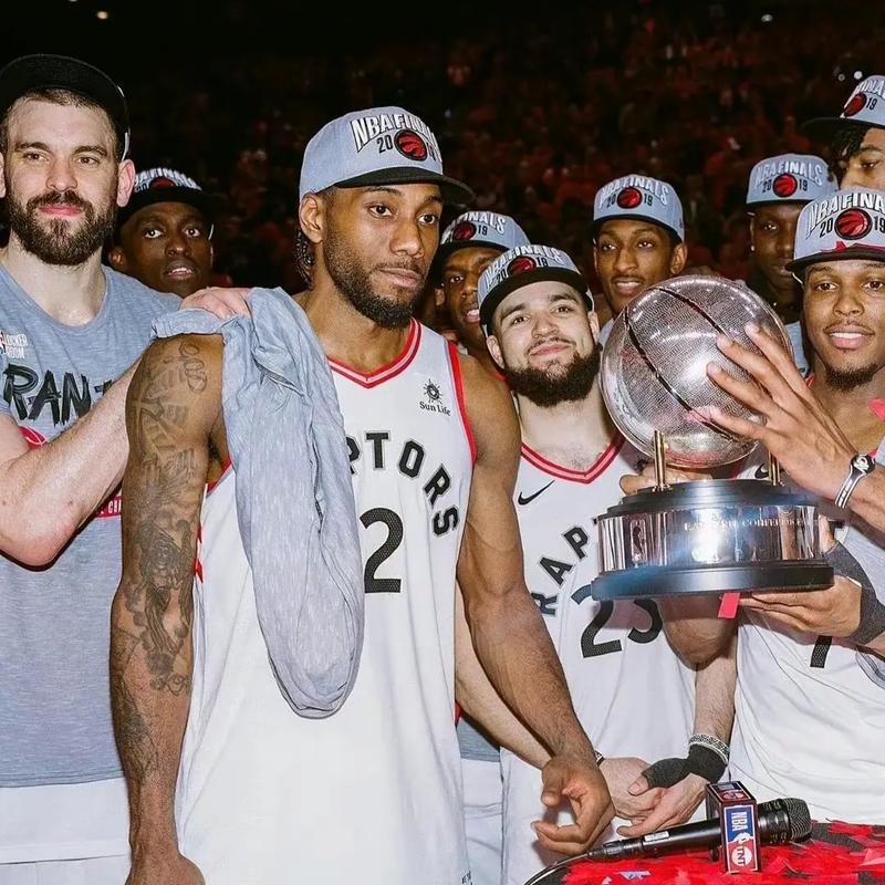 西班牙和乌拉圭迎来世界杯第三次交手，此前两次均战成平局（西班牙乌拉圭世界杯第三次相遇，此前两战皆平）