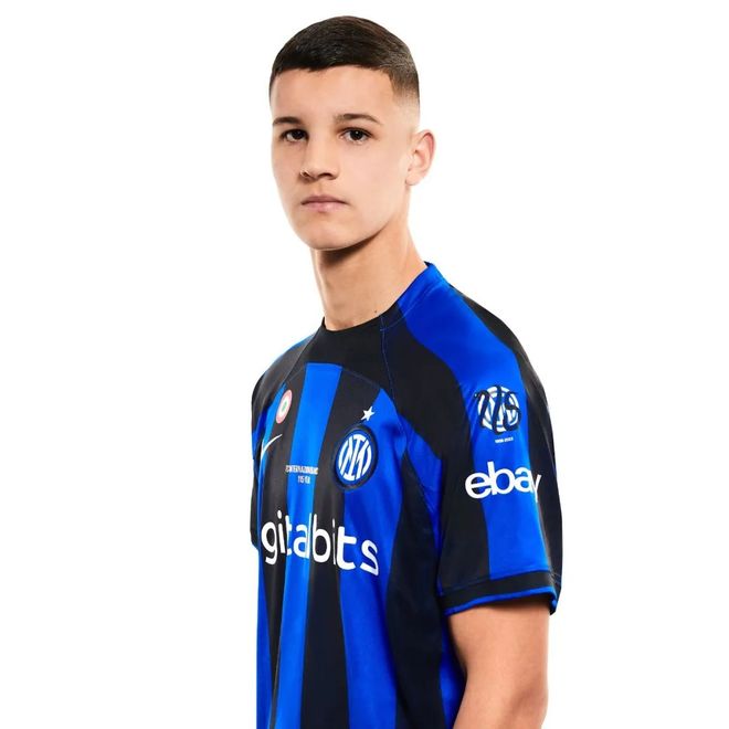 卡莱尔：其他老将遇到我们这样的情况会装病，西卡却全力以赴（卡莱尔：换作其他老将或装伤避战，西卡仍拼尽全力）