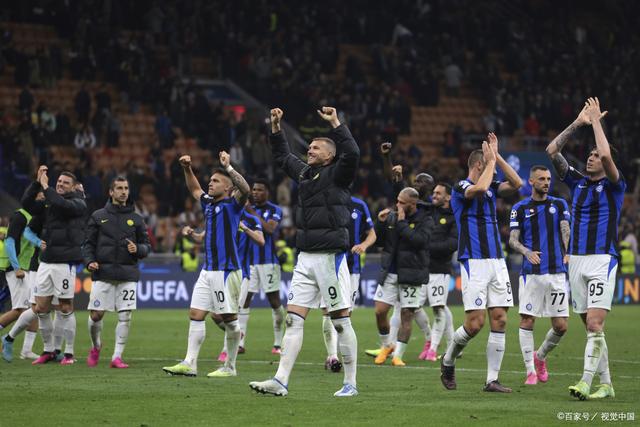 第96分钟丢球！3-3绝平！利物浦爆冷丢分，落后榜首10分卫冕英超无望（补时第6分钟被追平！3-3憾平，利物浦冷门丢分落后榜首10分，英超卫冕前景黯淡）