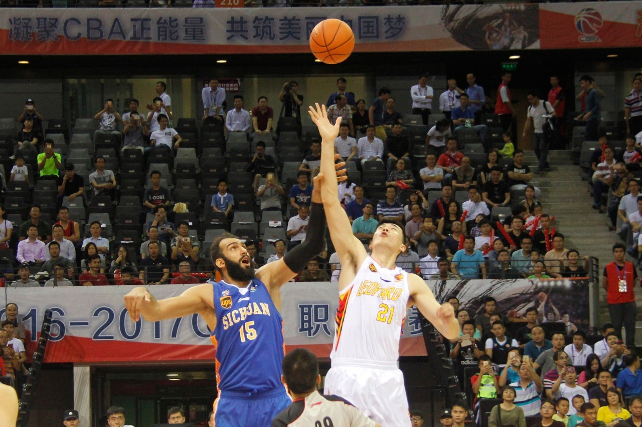 托尼：意甲唯一有可能拉开差距的球队是国米，但那取决于欧冠（托尼：国米是意甲唯一可能拉开差距者，关键取决于欧冠）