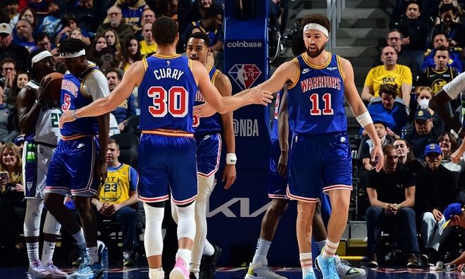 中超赛程更新：关注榜首之争,（中超最新赛程：聚焦榜首对决）