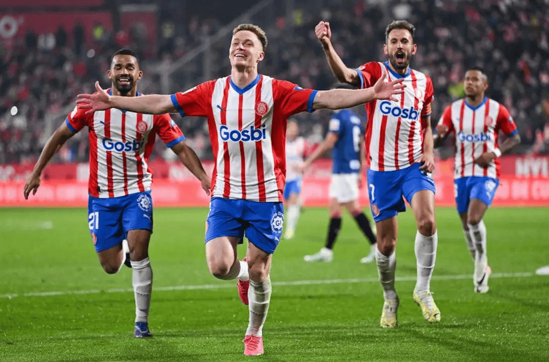 文班称切特身边有SGA所以难防！诺维茨基：文班太傲慢了（文班：SGA让切特更难防；诺维茨基批文班过于傲慢）