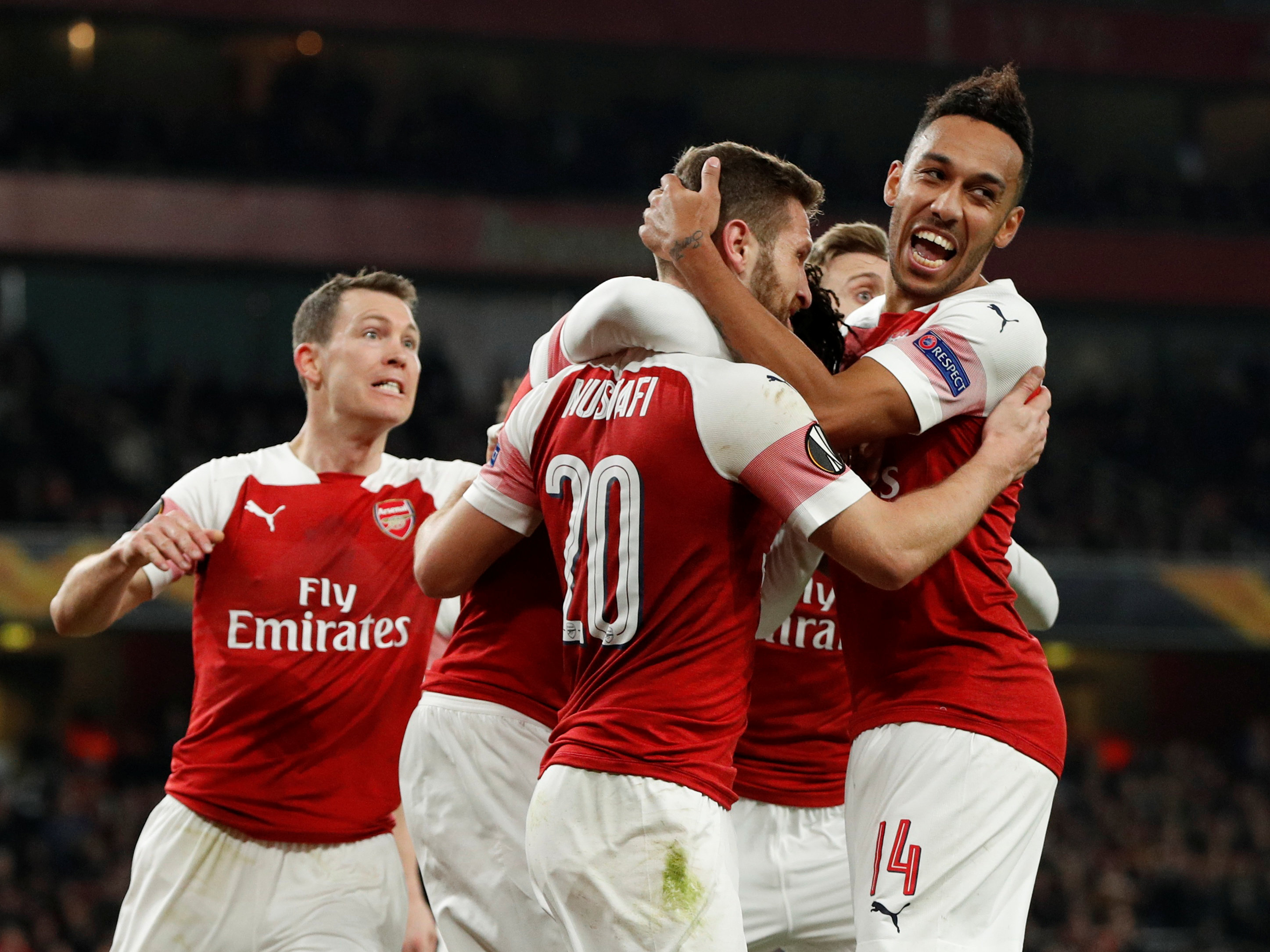 阿隆索：罗德里戈在禁区里倒地，裁判没看回放挺让人惊讶的（阿隆索：罗德里戈禁区倒地，裁判未回看VAR令人意外）