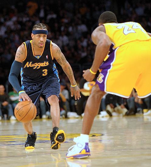 日职乙半场：新井一耀、山本隼大破门，长崎成功丸1-1水户蜀葵（J2半场：新井一耀与山本隼大相继破门，长崎成功丸暂1-1水户蜀葵）