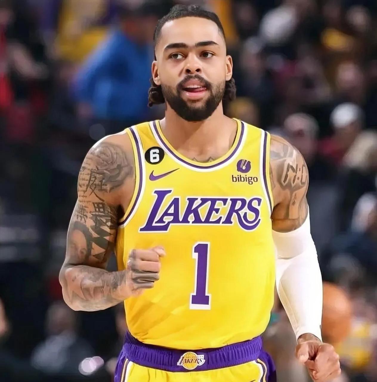 被中国足球“忽悠”的球迷，写了一本关于足球和青春的小说（曾被中国足球“忽悠”的球迷，写出一部青春与绿茵的小说）