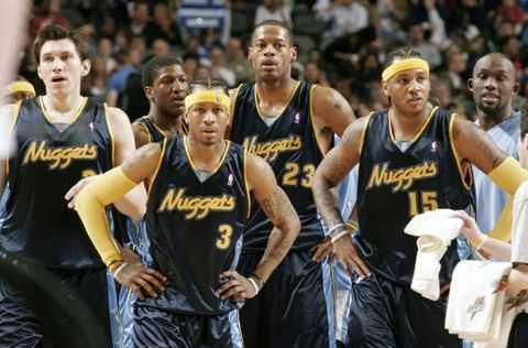 篮球湖人核心球员连续得分上双（湖人核心连续多场得分上双）