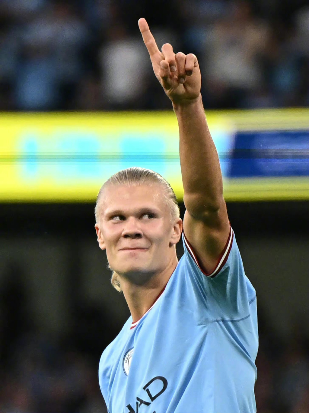 突发！因为没有缴纳认证费用，WBC宣布剥夺克劳福德的拳王头衔（WBC因未缴认证费用宣布取消克劳福德拳王头衔）