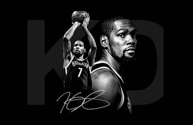 莱奥罚点前铃木彩艳对他说踢右边，最终莱奥踢向右边并且罚进（点球前铃木彩艳示意踢右，莱奥随即射右命中）